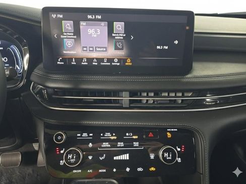 Used 2025 INFINITI QX60 Luxe w/ Vision Package image 10