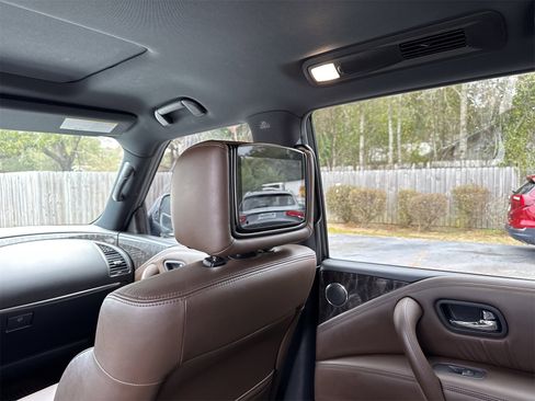 Used 2023 Nissan Armada Platinum w/ Captain's Chairs Package image 14