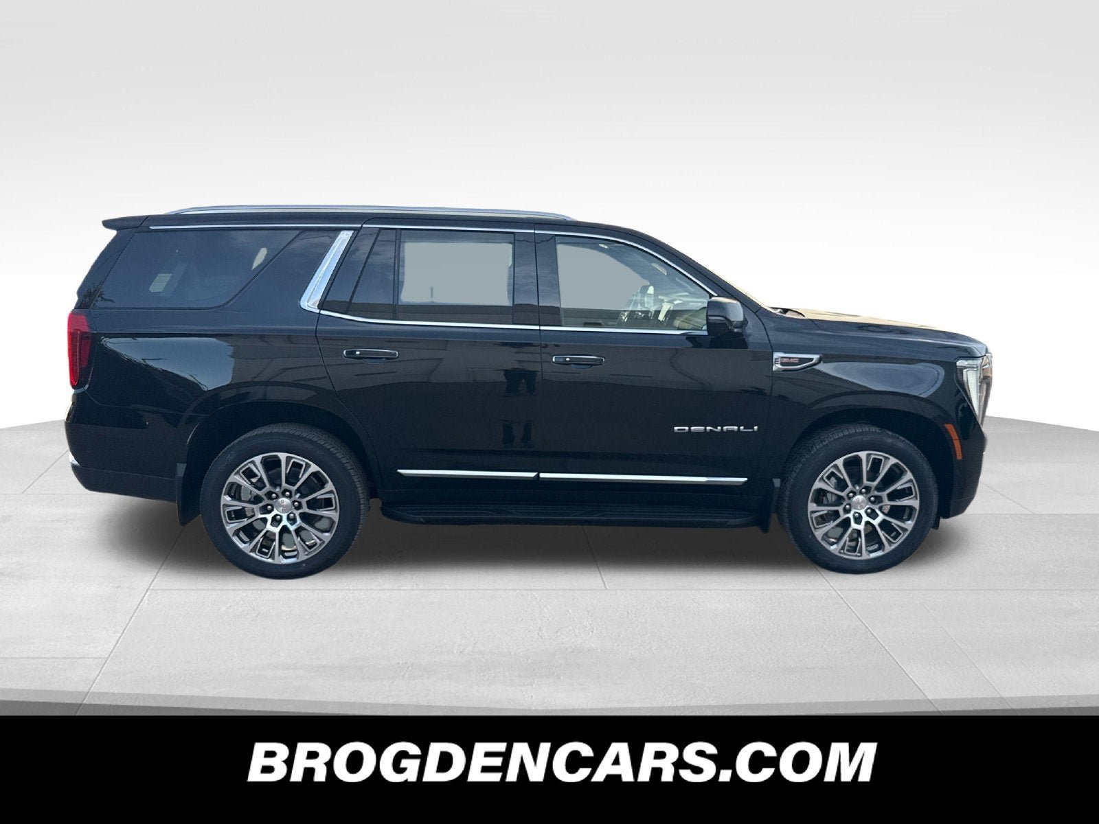 New 2026 GMC Yukon Denali AWD/4WD image 2