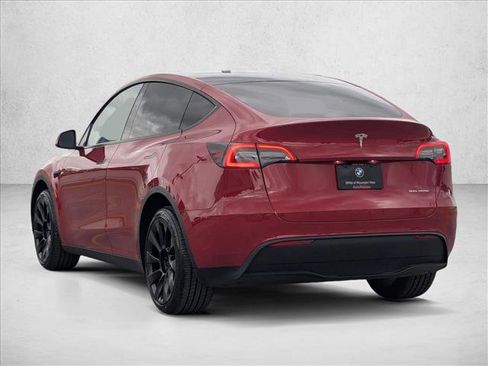 Used 2023 Tesla Model Y Long Range image 8