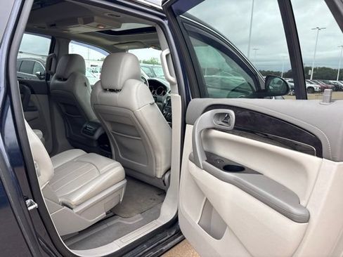Used 2016 Buick Enclave Premium w/ Experience Buick Package FWD image 19