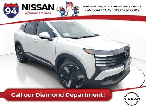 Certified 2025 Nissan Kicks SR AWD/4WD image 1