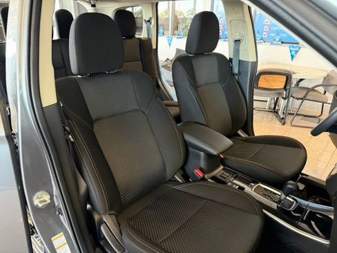 Used 2020 Mitsubishi Outlander ES FWD image 27