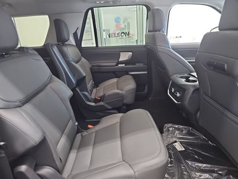New 2026 Ford Expedition Max Active AWD/4WD image 33