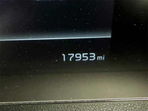 Used 2023 Kia Sportage LX image 19