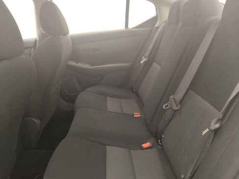 Used 2025 Nissan Sentra SV FWD image 18