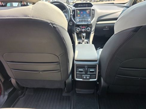 Used 2022 Subaru Forester Limited AWD/4WD image 16