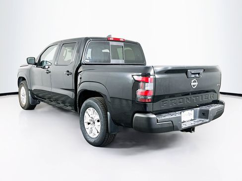 Used 2022 Nissan Frontier SV image 5