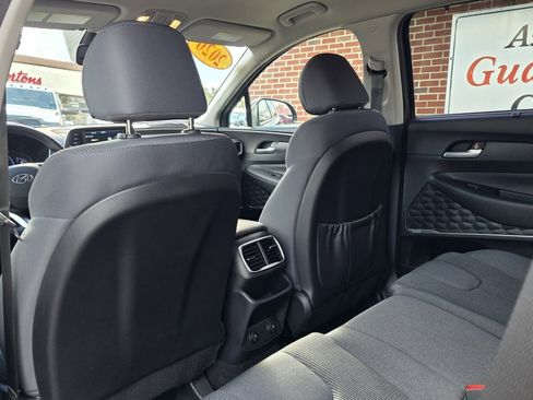 Used 2020 Hyundai Santa Fe SEL w/ Convenience Package image 10
