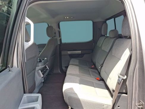 Used 2024 Ford F350 XLT AWD/4WD image 5