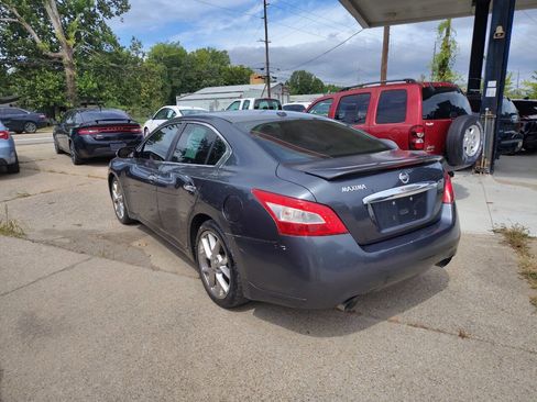 Used 2010 Nissan Maxima 3.5 SV w/ Sport Pkg image 4