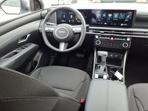 New 2026 Hyundai Tucson SEL FWD image 4