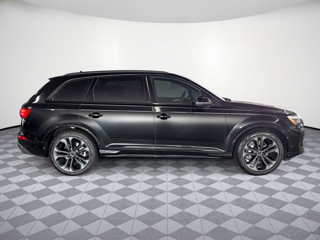 Used 2026 Audi Q7 3.0T Premium Plus w/ Premium Plus Package AWD/4WD image 8