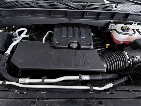 Used 2025 GMC Sierra 1500 Elevation image 24