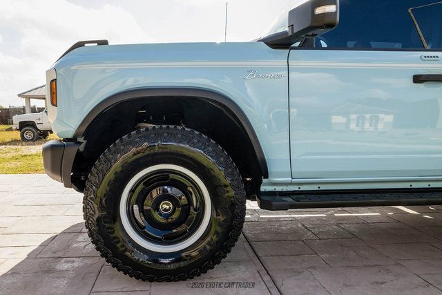 Used 2023 Ford Bronco Heritage Edition AWD/4WD image 4