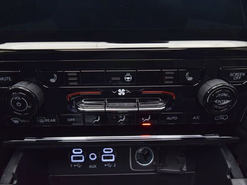 New 2025 Jeep Grand Cherokee Limited 4xe w/ Trailer Tow Package image 33