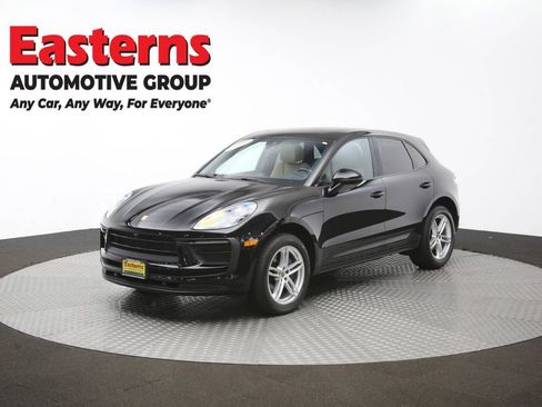 Used 2022 Porsche Macan AWD/4WD image 60