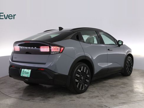 Used 2026 Nissan Leaf Platinum+ w/ Cargo Package (Platinum+) FWD image 3