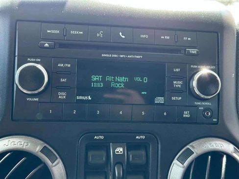 Used 2013 Jeep Wrangler Unlimited Sport image 35