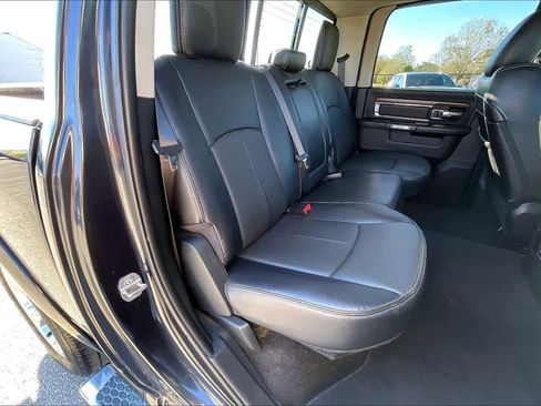 Used 2018 RAM 1500 Laramie w/ Convenience Group image 17