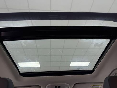 Used 2024 Subaru Ascent Touring AWD/4WD image 33