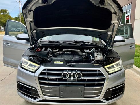 Used 2018 Audi Q5 Prestige w/ Prestige Package AWD/4WD image 14