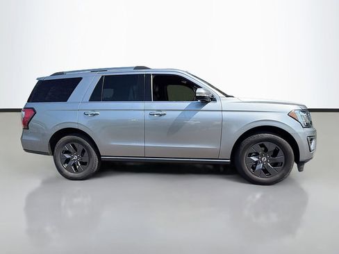 Used 2020 Ford Expedition Limited RWD image 4