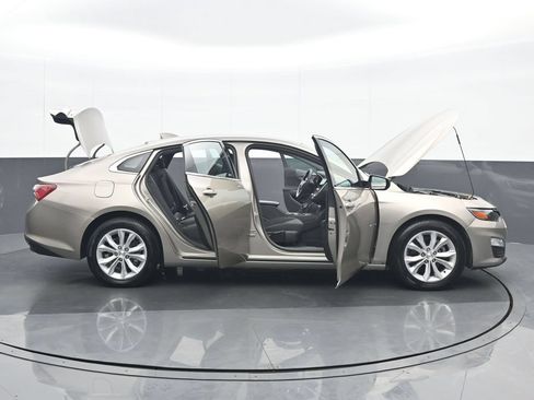 Used 2022 Chevrolet Malibu LT FWD image 36