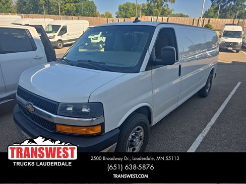 Used 2022 Chevrolet Express 2500 Extended w/ Driver Convenience Package RWD image 1