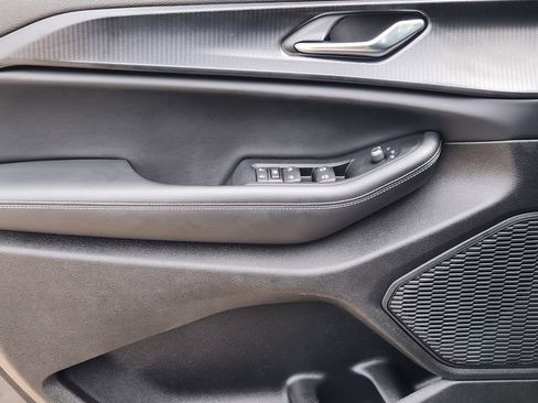 Certified 2025 Jeep Grand Cherokee Laredo image 21