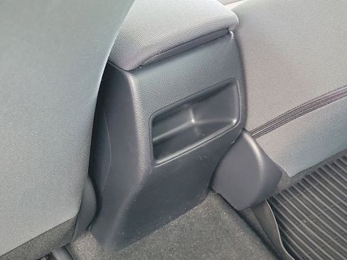 Used 2021 Toyota Corolla LE w/ LE Convenience Package image 14