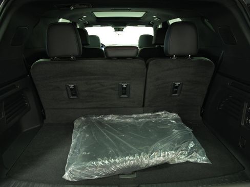 Used 2024 Chevrolet Traverse RS w/ LPO, Floor Liner Package AWD/4WD image 13