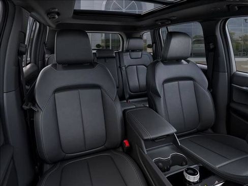New 2026 Jeep Grand Cherokee Limited w/ Limited Altitude Package RWD image 16