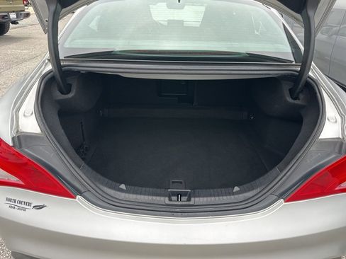 Used 2018 Mercedes-Benz CLA 250 image 9