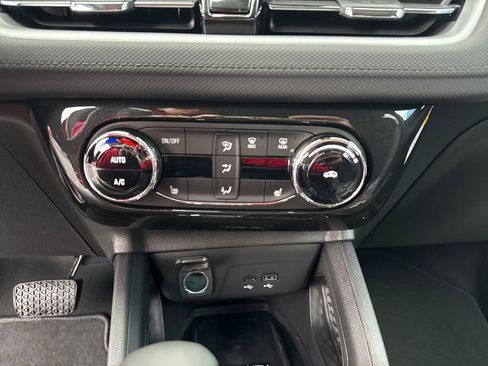 New 2026 Chevrolet TrailBlazer LT w/ Convenience Package FWD image 24