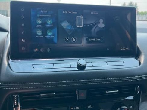 Used 2026 Nissan Rogue Platinum w/ Platinum Premium Package AWD/4WD image 37