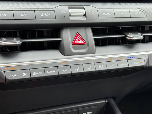 New 2026 Kia K4 FWD image 17