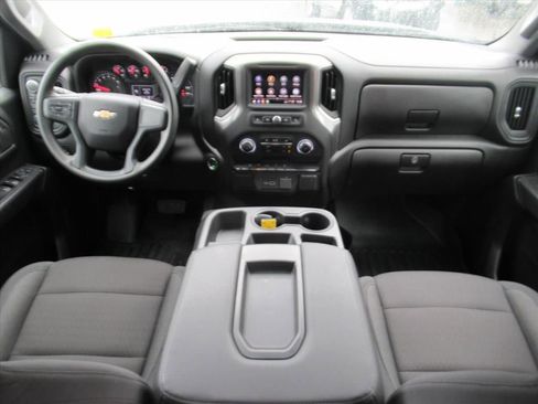 Used 2025 Chevrolet Silverado 1500 Custom image 12