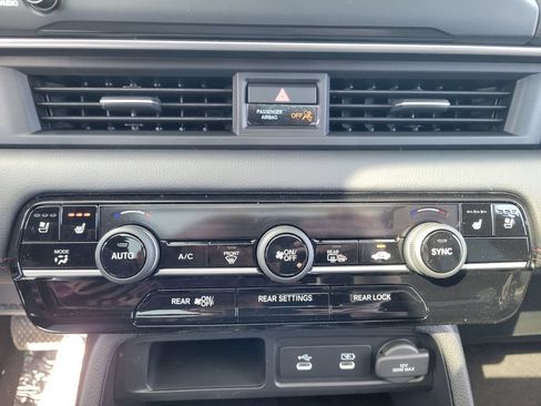 New 2026 Honda Pilot Black Edition image 27