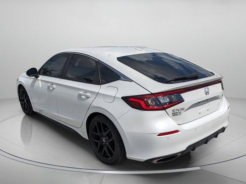 Used 2023 Honda Civic Sport Touring image 6
