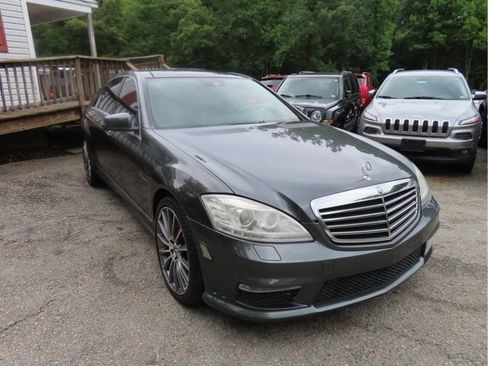 Used 2012 Mercedes-Benz S 63 AMG image 4