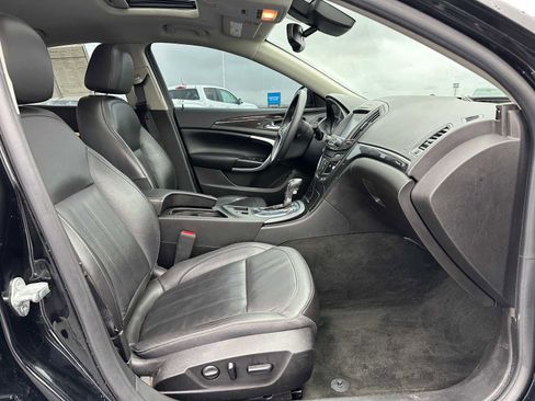 Used 2017 Buick Regal Premium w/ Driver Confidence Package #1 image 10