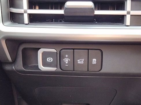 Used 2025 Hyundai Santa Fe SEL image 23