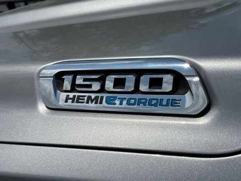 Used 2022 RAM 1500 Big Horn AWD/4WD image 5