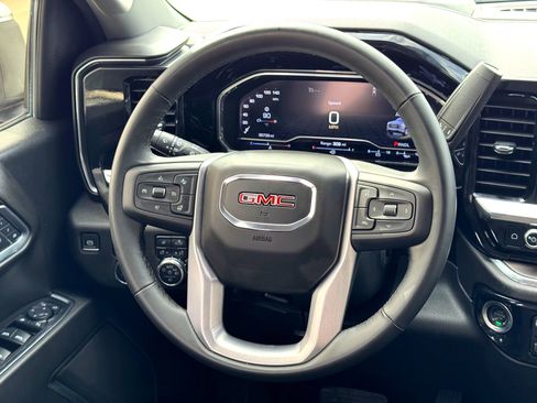 Used 2025 GMC Sierra 1500 SLT image 23