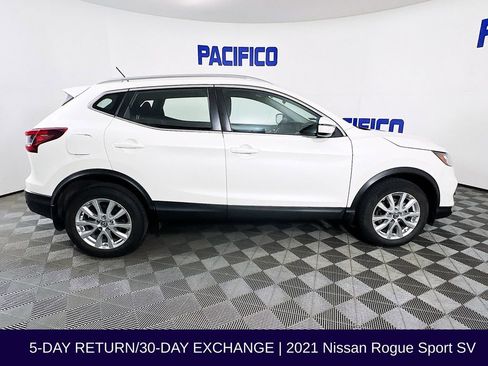 Used 2021 Nissan Rogue Sport SV AWD/4WD image 9