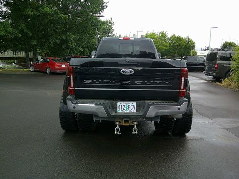 Used 2021 Ford F350 Lariat w/ Lariat Ultimate Package AWD/4WD image 4