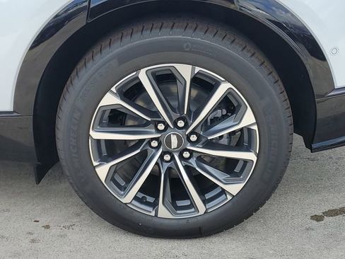 New 2026 Cadillac Lyriq Sport RWD image 5