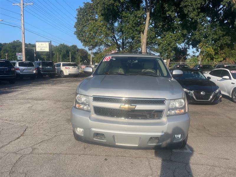 Used 2010 Chevrolet Suburban LT AWD/4WD image 2
