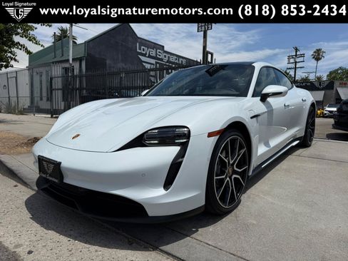 Used 2023 Porsche Taycan w/ Premium Package RWD image 3